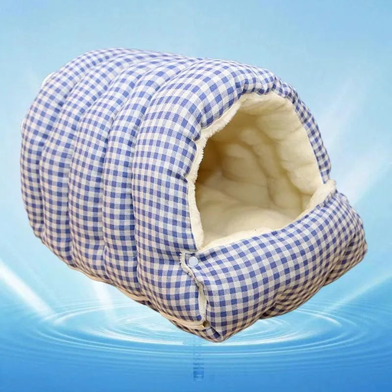Warm Winter Pet Sleeping Bag – Cozy Bed for Cats & Dogs